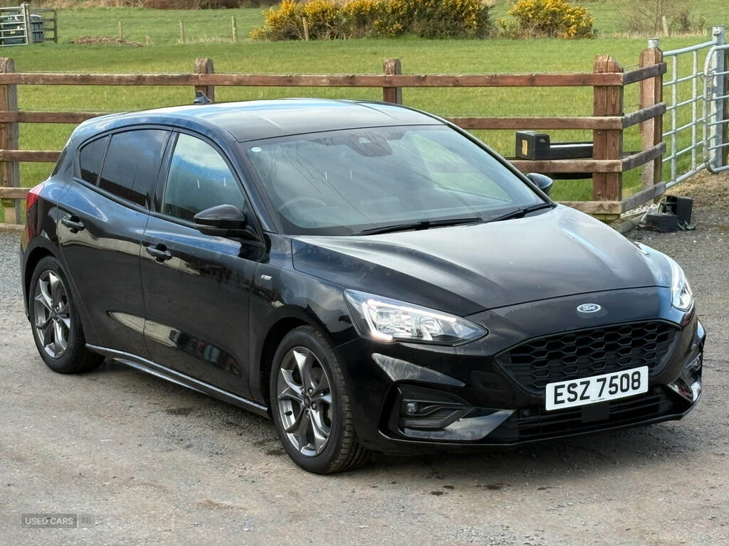 Ford Focus 1.0 Ecoboost Hybrid Mhev 125 St-line Edition Black