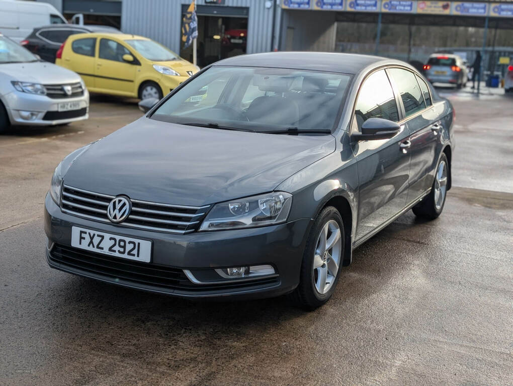 Volkswagen Passat 1.6 Tdi Bluemotion Tech S FXZ2921 Grey #4