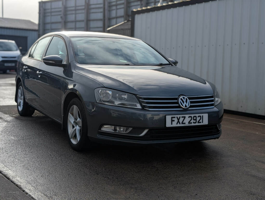 Volkswagen Passat 1.6 Tdi Bluemotion Tech S FXZ2921 Grey #2