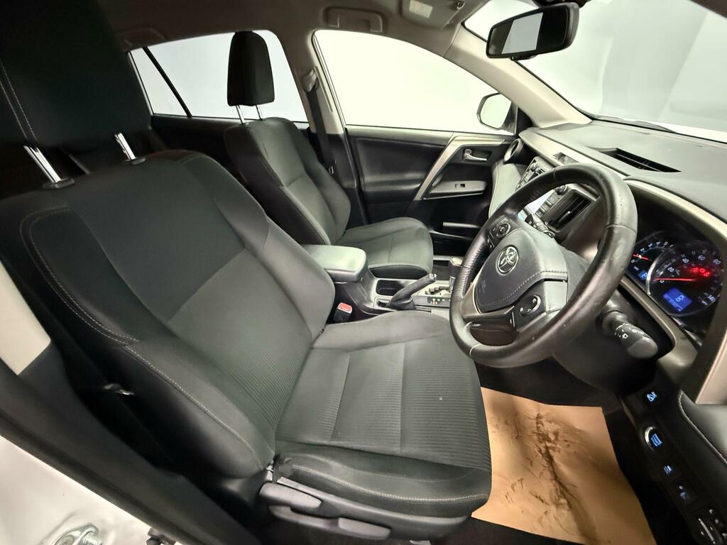Toyota Rav 4 2.2 D-cat Icon White #5
