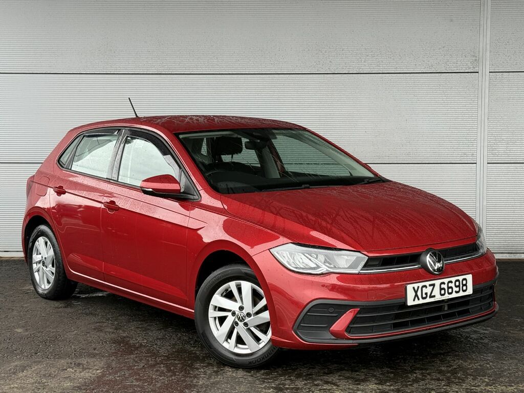 Volkswagen Polo 1.0 Life 80 Bhp Red