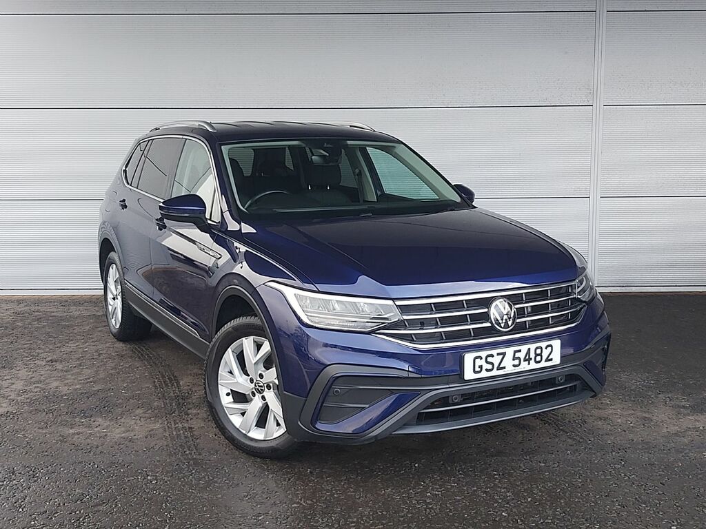Volkswagen Tiguan Allspace 1.5 Tsi Life 150 Bhp Dsg Blue