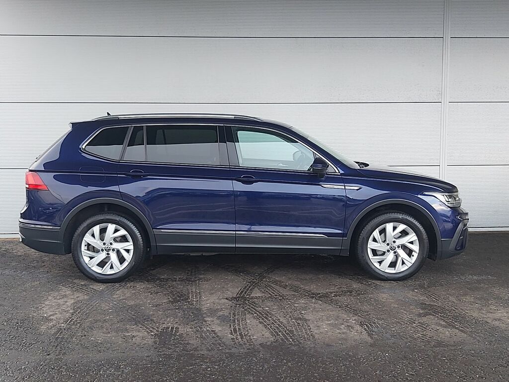 Volkswagen Tiguan Allspace 1.5 Tsi Life 150 Bhp Dsg GSZ5482 Blue #4
