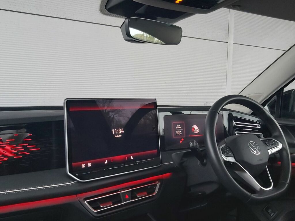 Volkswagen Tiguan 1.5 Etsi Elegance Launch Edition 150 Bhp Dsg LT24KRG Black #6