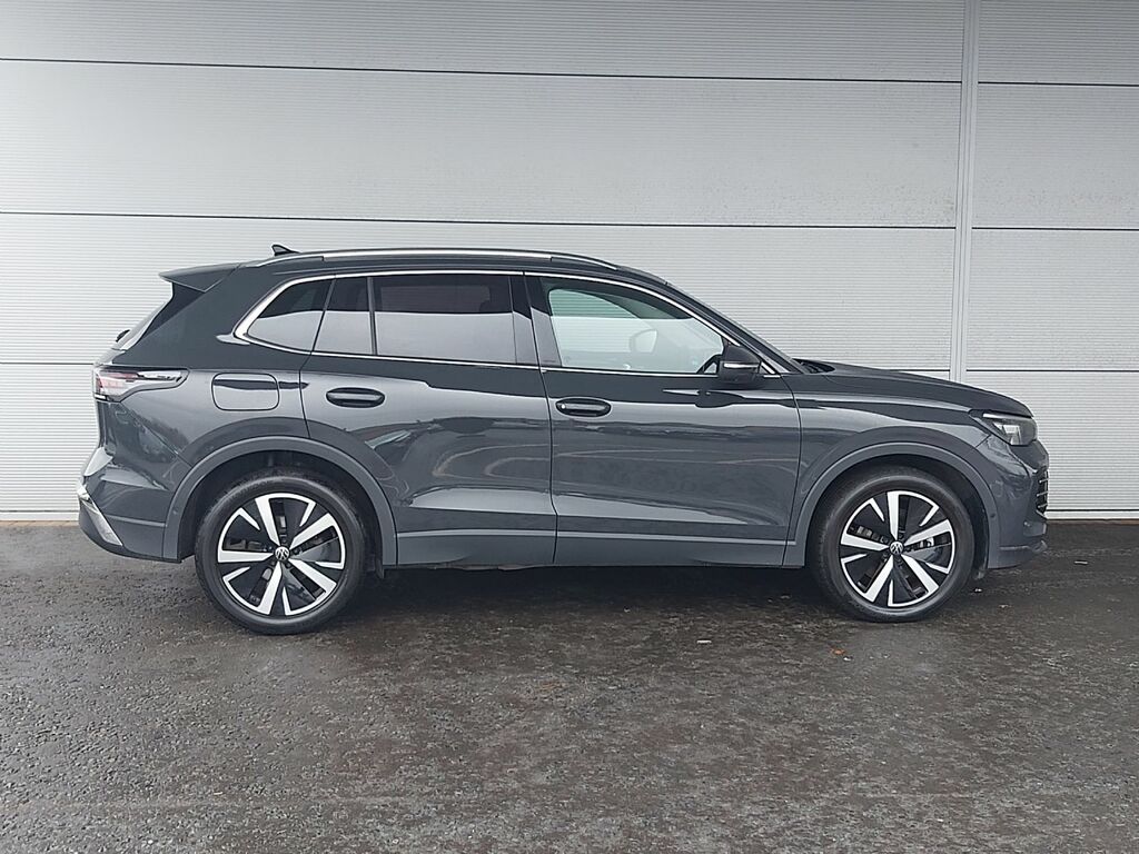 Volkswagen Tiguan 2.0 Tdi Elegance 150 Bhp Dsg FX24BWE Grey #3
