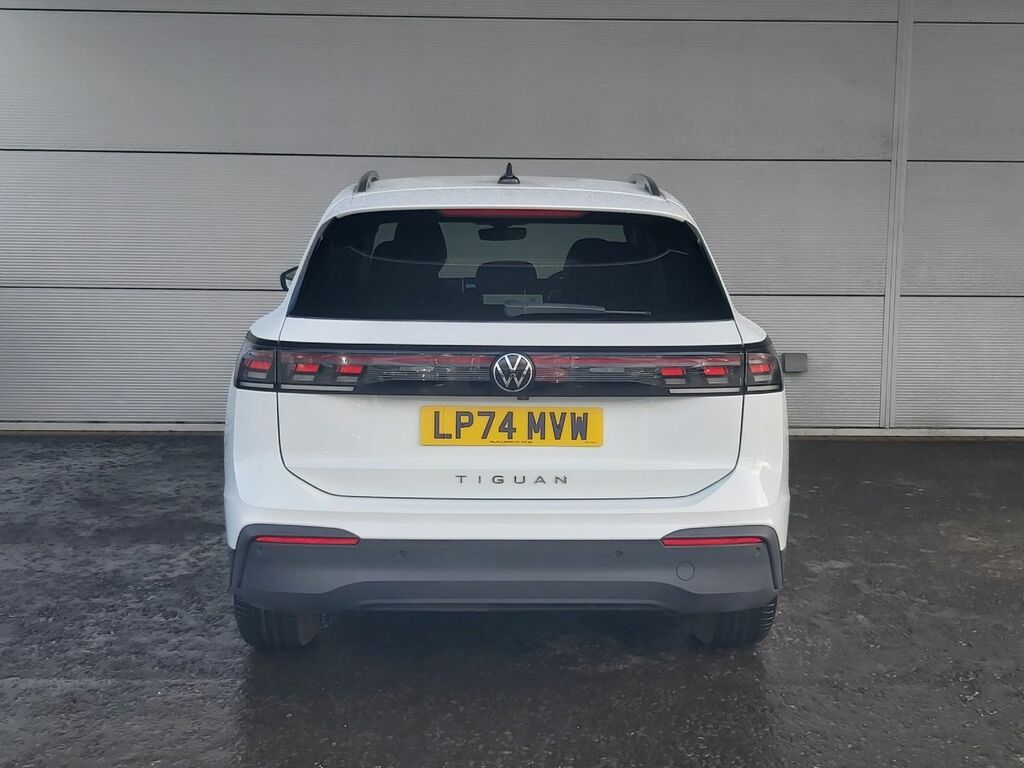 Volkswagen Tiguan 2.0 Tdi Match 150 Bhp Dsg LP74MVW White #4