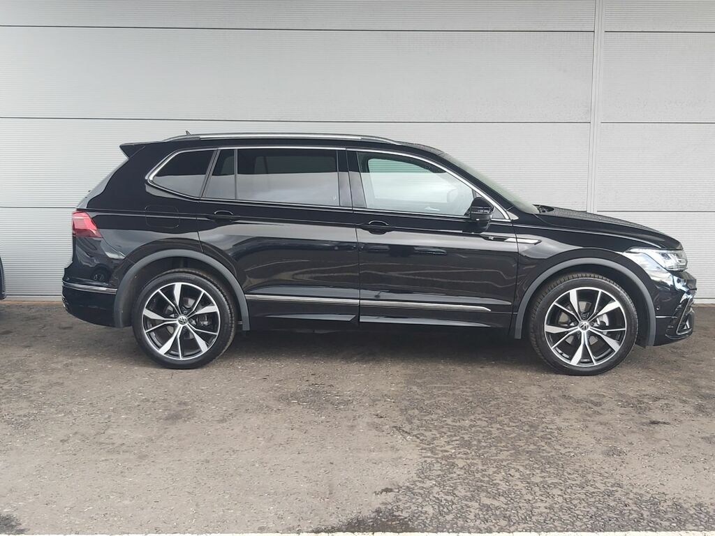 Volkswagen Tiguan Allspace 1.5 Tsi R Line 150 Bhp Dsg Black #3