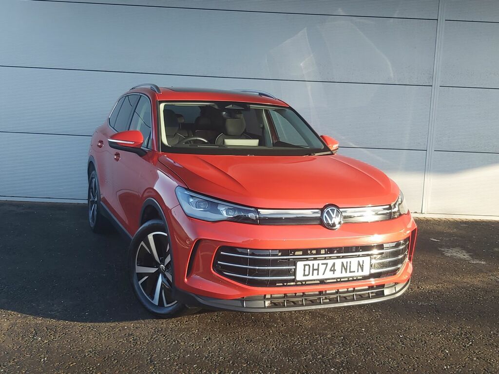 Volkswagen Tiguan 2.0 Tdi Elegance 150 Bhp Dsg Red