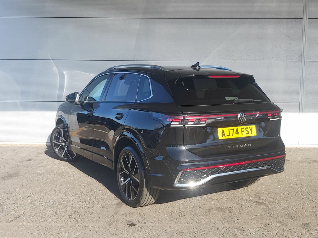 Volkswagen Tiguan 2.0 Tdi R Line 150 Bhp Dsg AJ74FSY Black #5