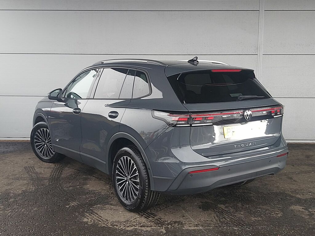 Volkswagen Tiguan 2.0 Tdi Match 150 Bhp Dsg Grey #5
