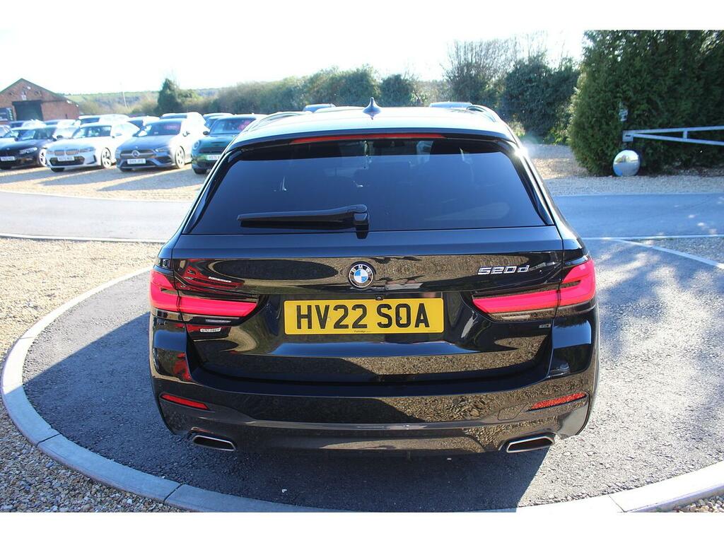 BMW 5 Series Estate HV22SOA Blue #6