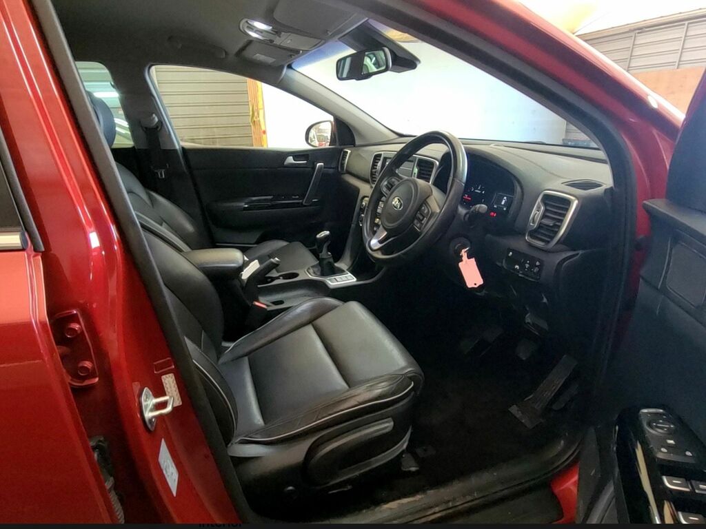 Kia Sportage 1.7 Crdi 3 Suv Euro 6 Ss 114 SD66MWE Red #5