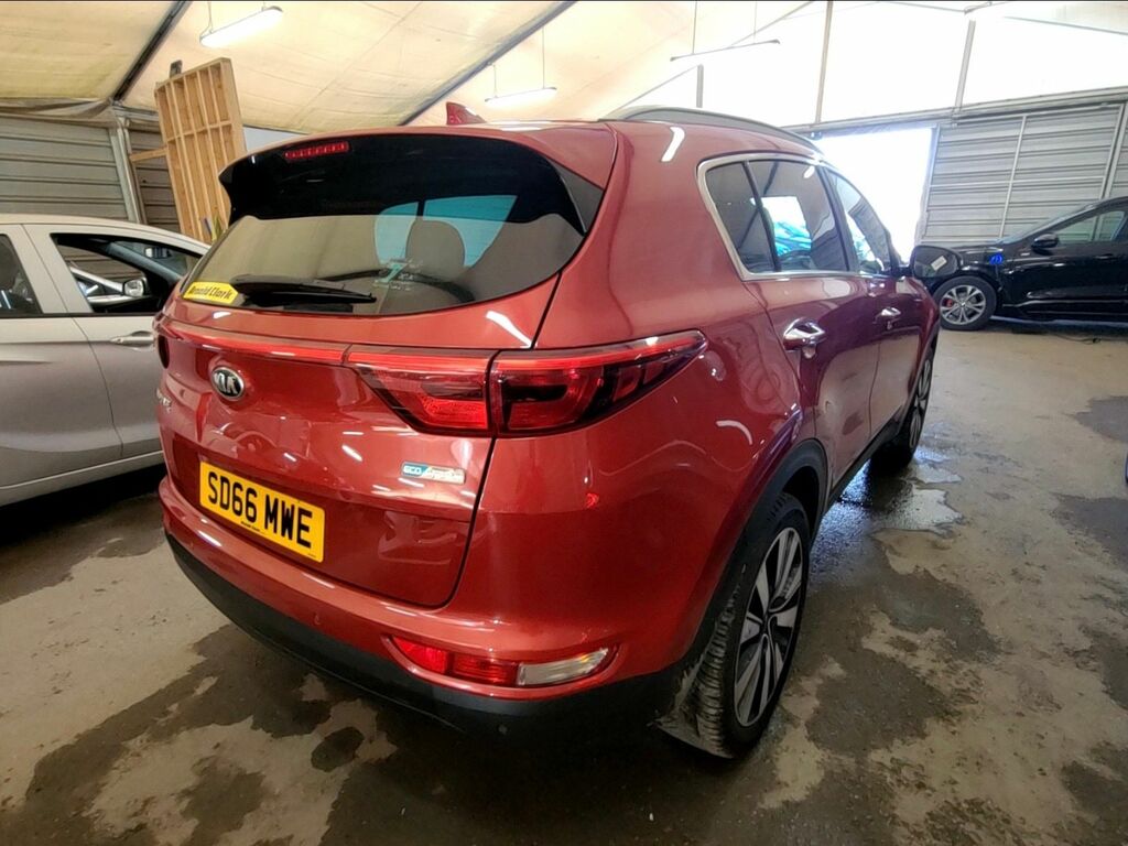 Kia Sportage 1.7 Crdi 3 Suv Euro 6 Ss 114 SD66MWE Red #3