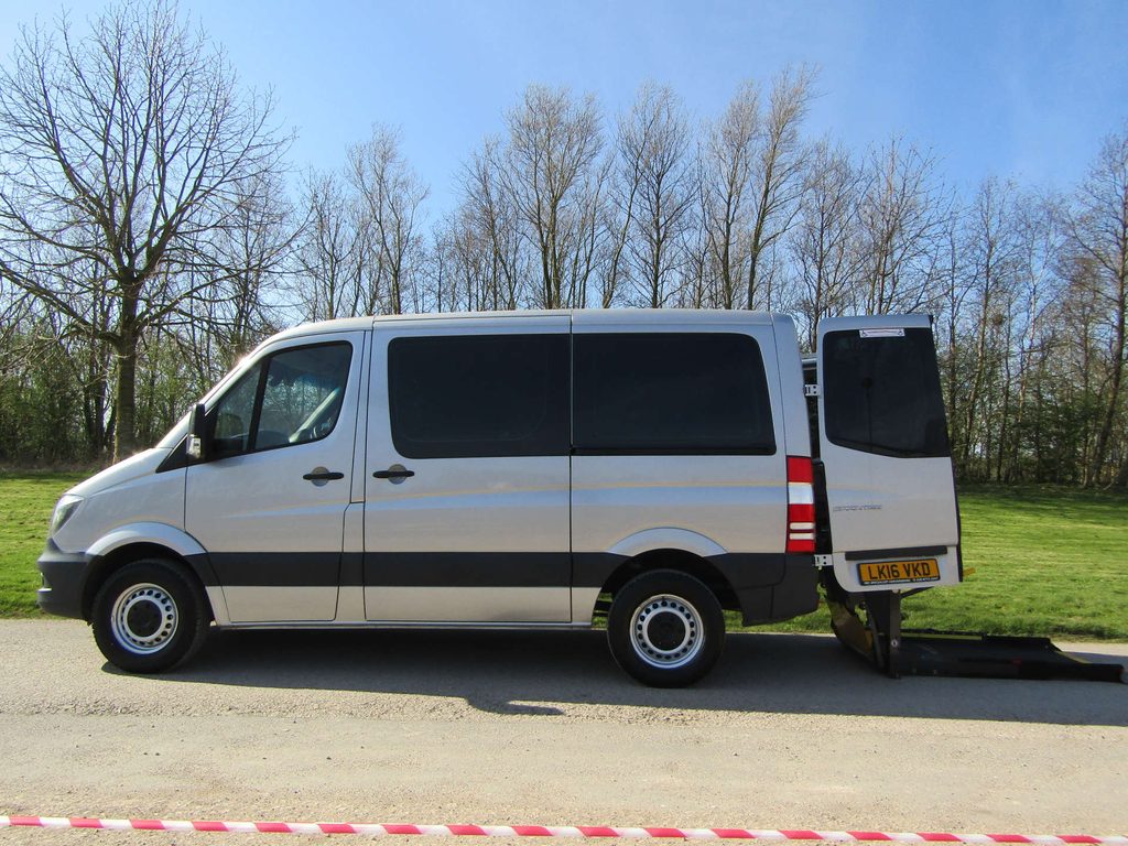 Mercedes-Benz Sprinter Cdi Driver Transfer Wheelchair Accessible Veh 