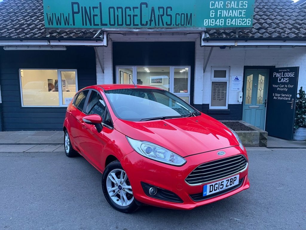 Ford Fiesta 1L Zetec Red