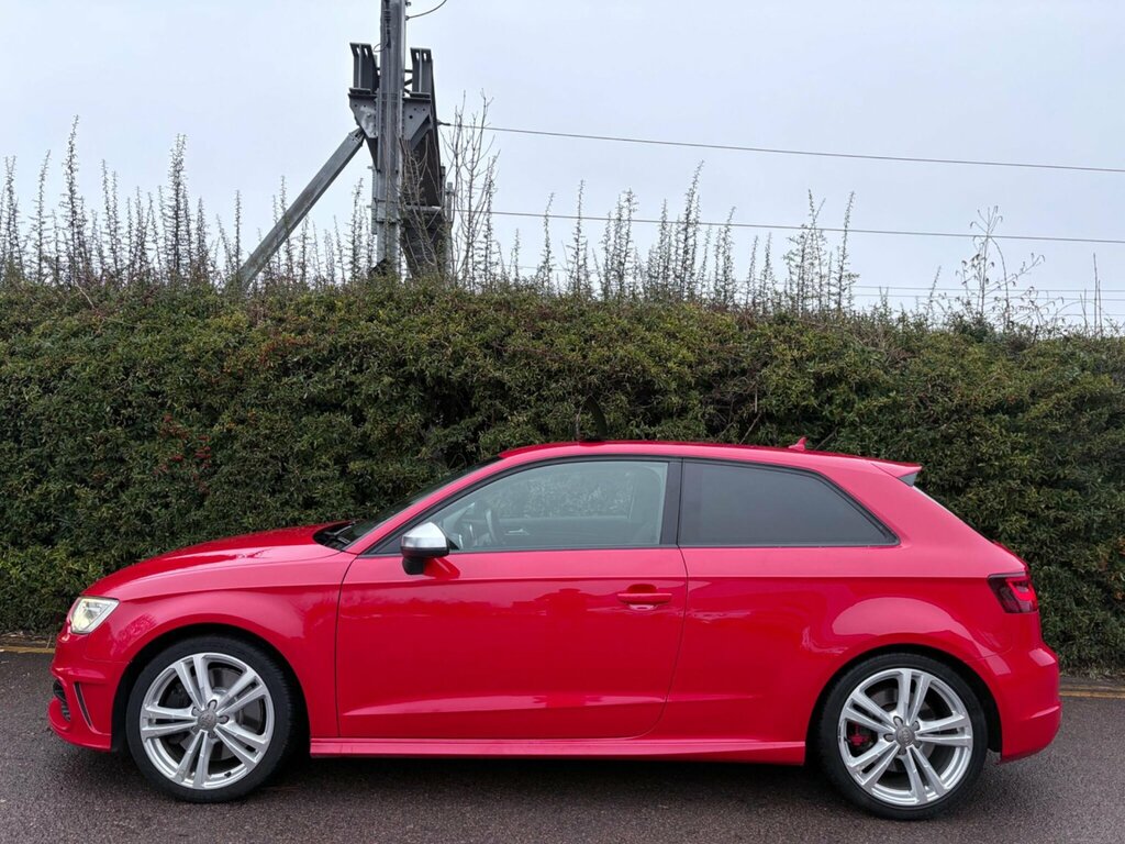 Audi S3 2.0 Tfsi S Tronic Quattro Euro 6 Ss DG65LDZ Red #4