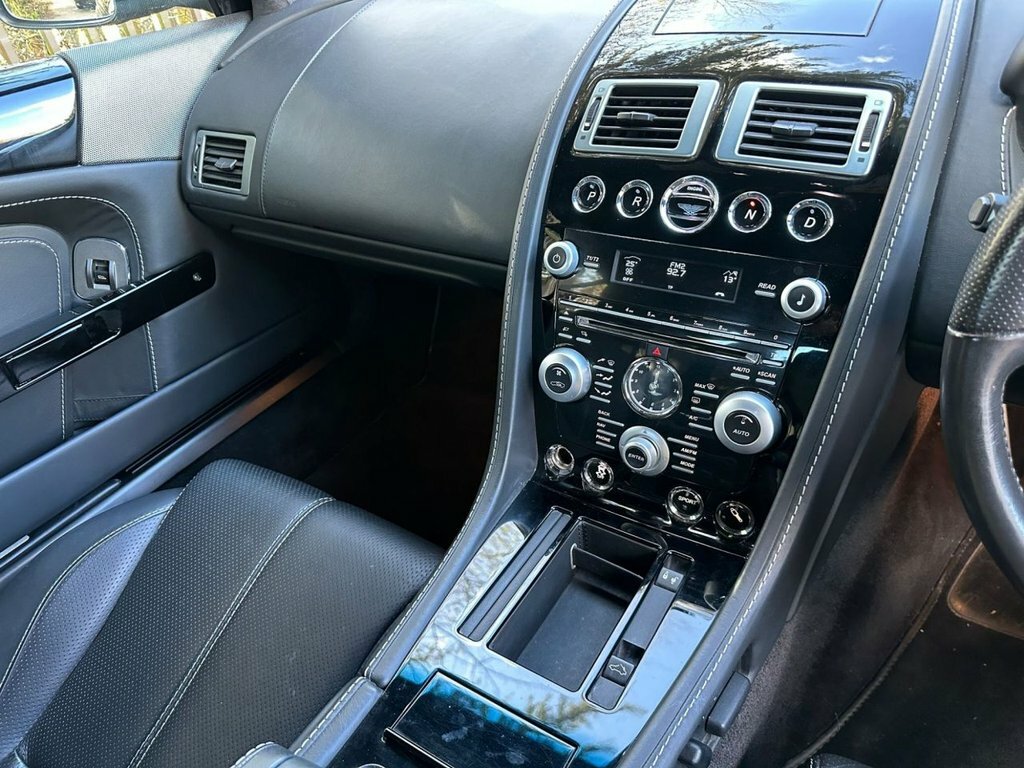 Aston Martin DB9 Petrol  #5