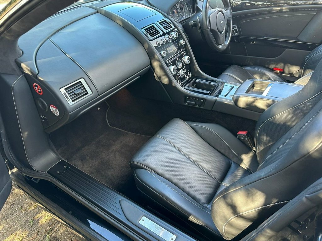 Aston Martin DB9 Petrol  #9