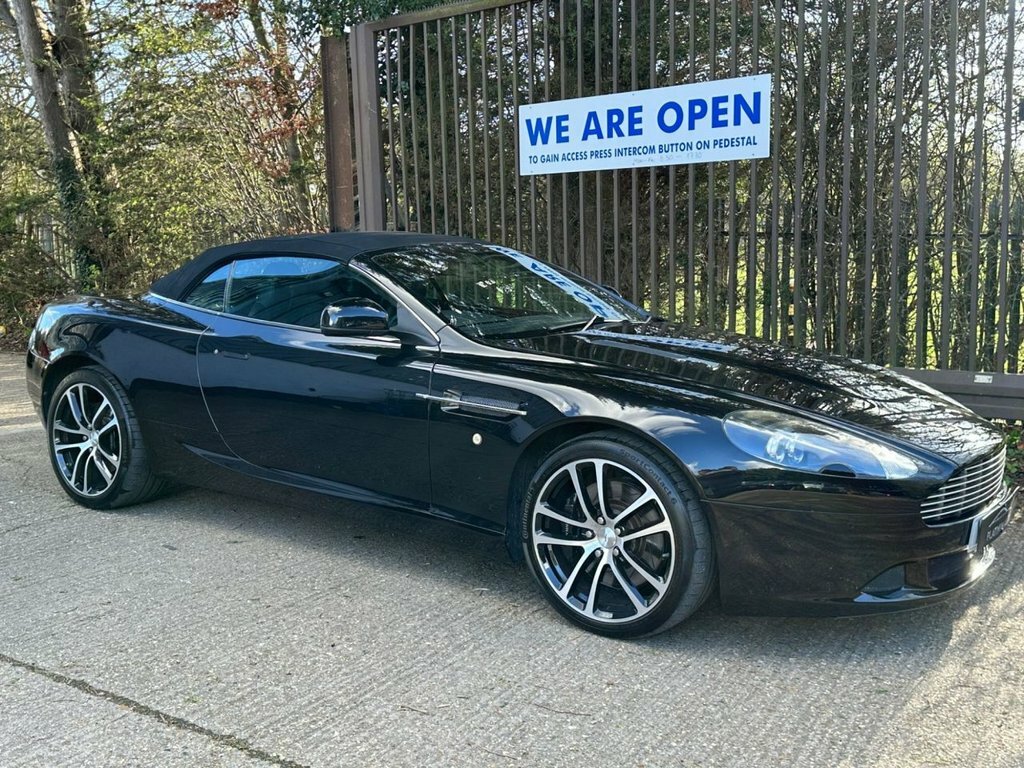 Aston Martin DB9 Petrol  #18