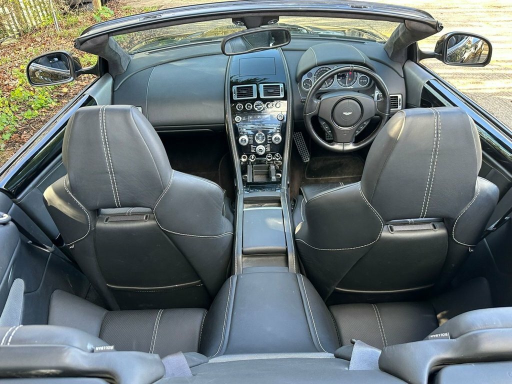 Aston Martin DB9 Petrol  #7