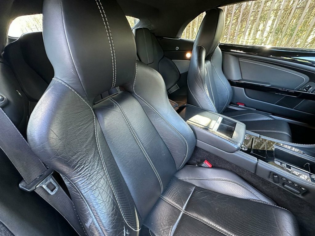 Aston Martin DB9 Petrol  #17