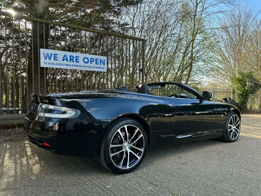 Aston Martin DB9 Petrol  #3