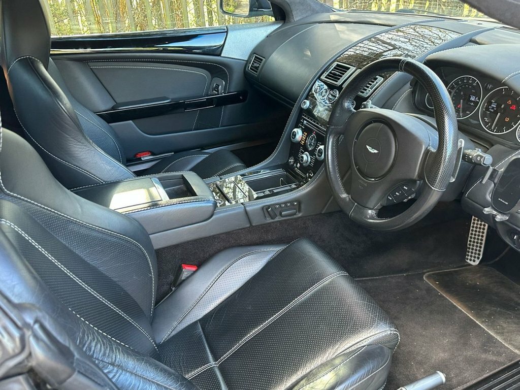 Aston Martin DB9 Petrol  #22