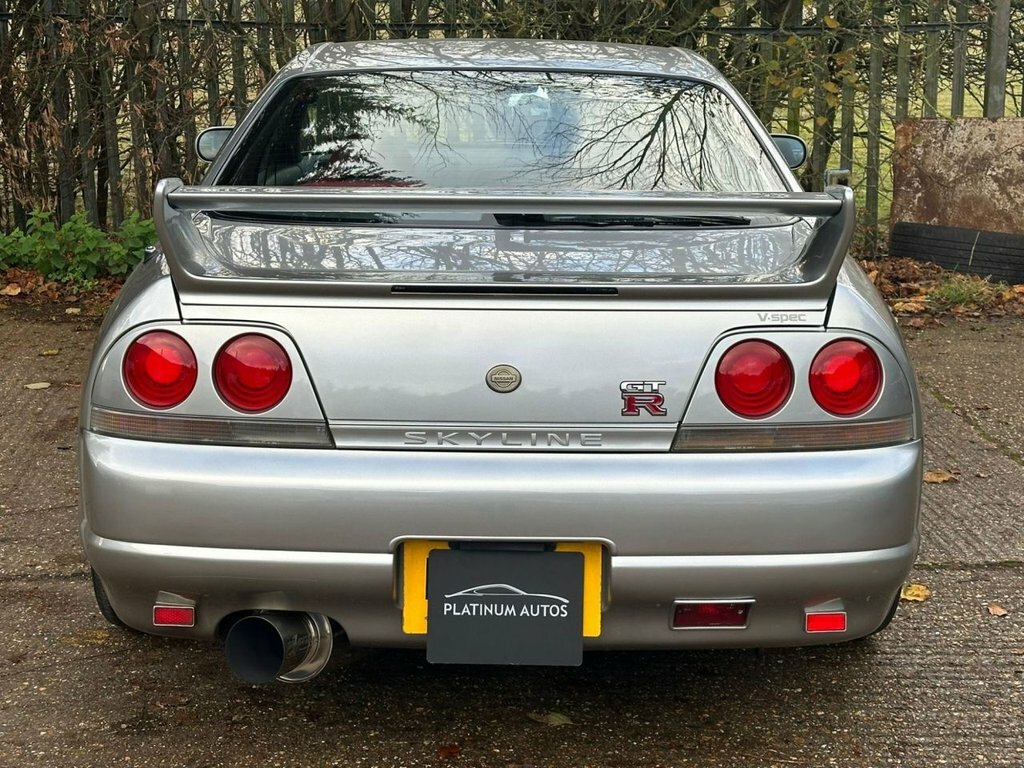 Nissan Skyline 2.6L Gt-r Silver #6