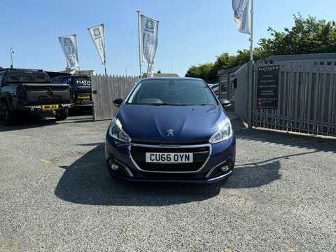 Peugeot 208 Blue Hdi Gt CU66OYN  #2