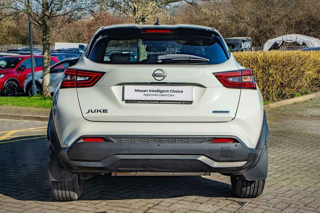 Nissan Juke 1.0 Dig-t N-connecta White #2