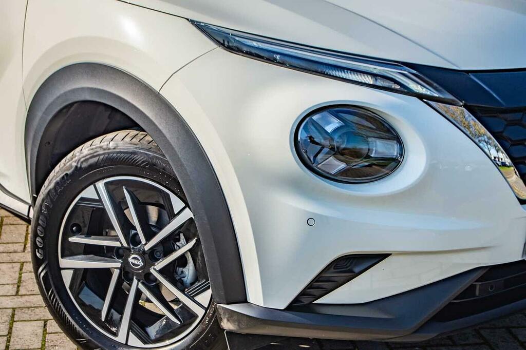 Nissan Juke 1.0 Dig-t N-connecta White #4