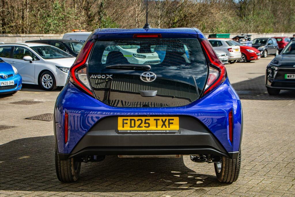 Toyota Aygo X 1.0 Vvt-i Pure X-shift Euro 6 Ss FD25TXF Blue #4