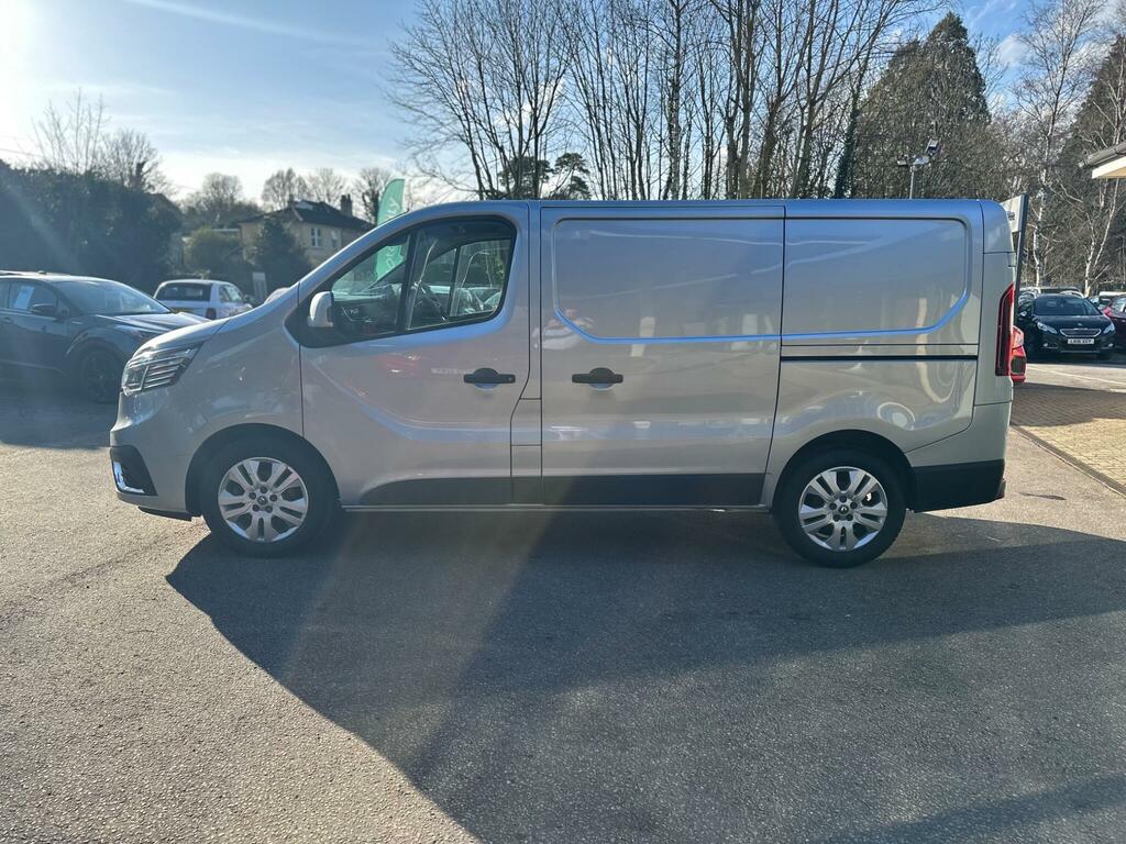 Renault Trafic 2.0 Dci Blue Sl28 Sport L1 H1 Euro 6 Ss DL72FEG Grey #4