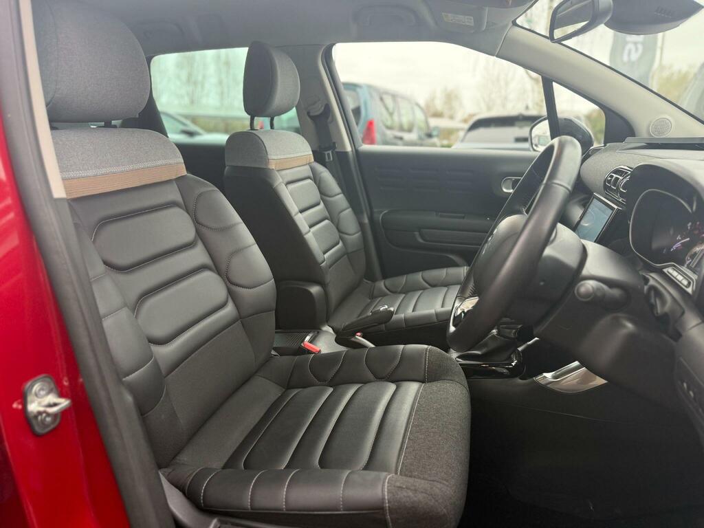Citroen C3 Aircross 1.2 Puretech Shine Plus Eat6 Euro 6 Ss VK72ZZW Red #5