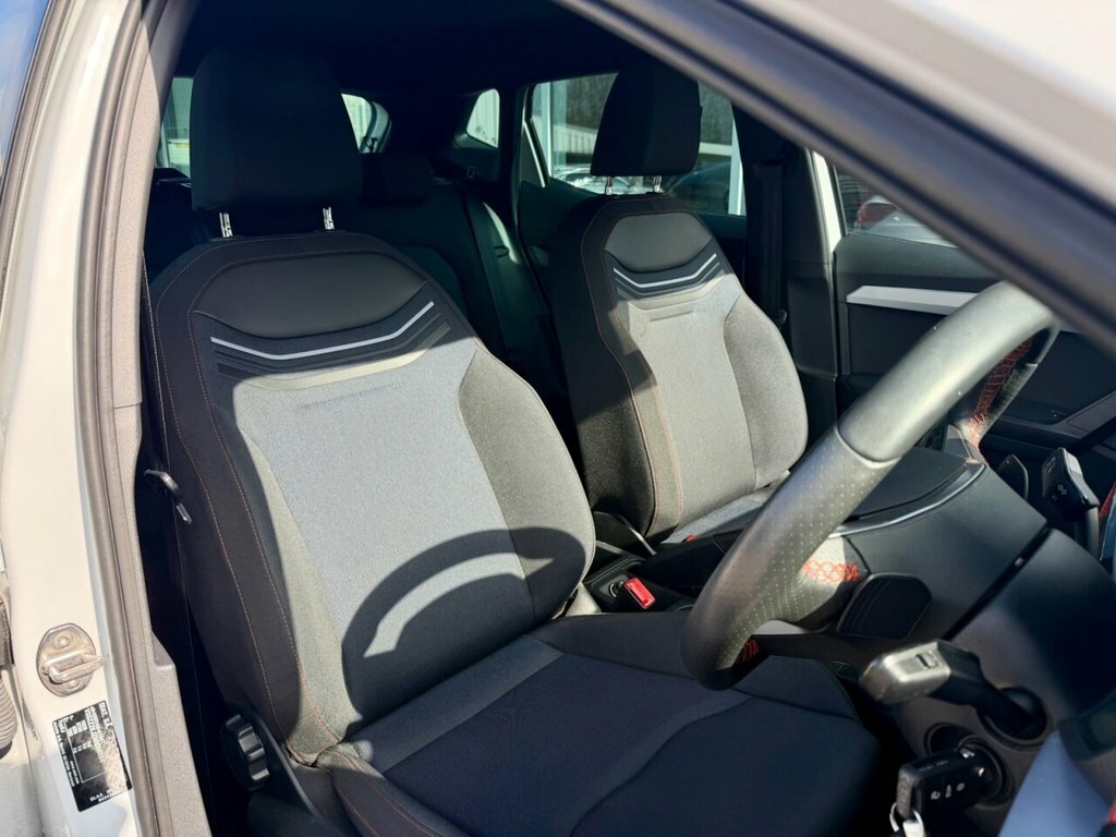 Seat Ibiza 1L Fr White #3