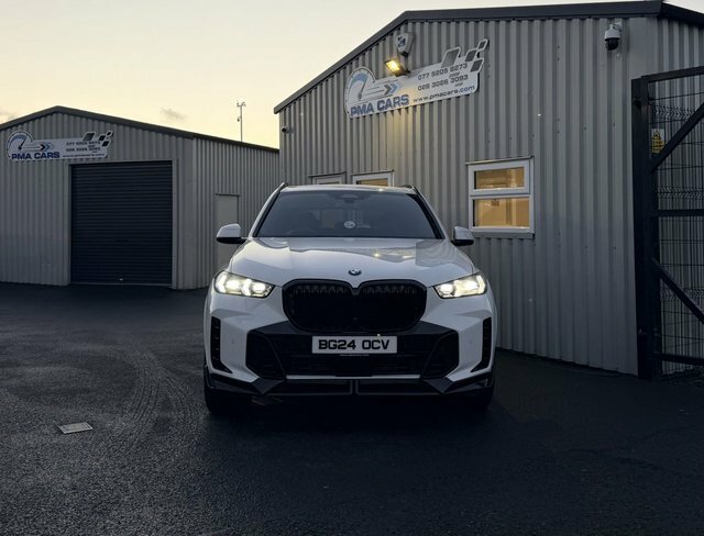 BMW X5 3.0 30D Mht M BG24OCV White #2