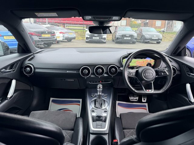 Audi TT 2.0 Tfsi 45 S FB19YMS Black #6