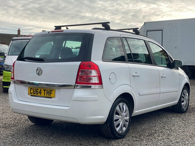 Vauxhall Zafira 1.8 16V Exclusiv Euro 5 CU64THF White #4