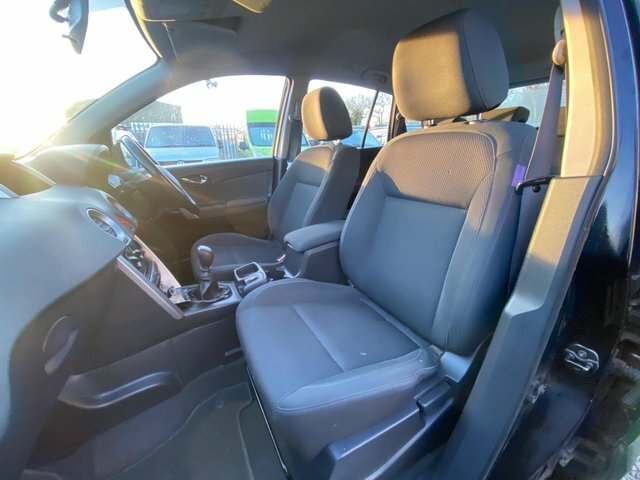 Renault Koleos 2.0-dci-dynamique-s-suv-5dr-diesel-manual-4wd-euro Silver #52
