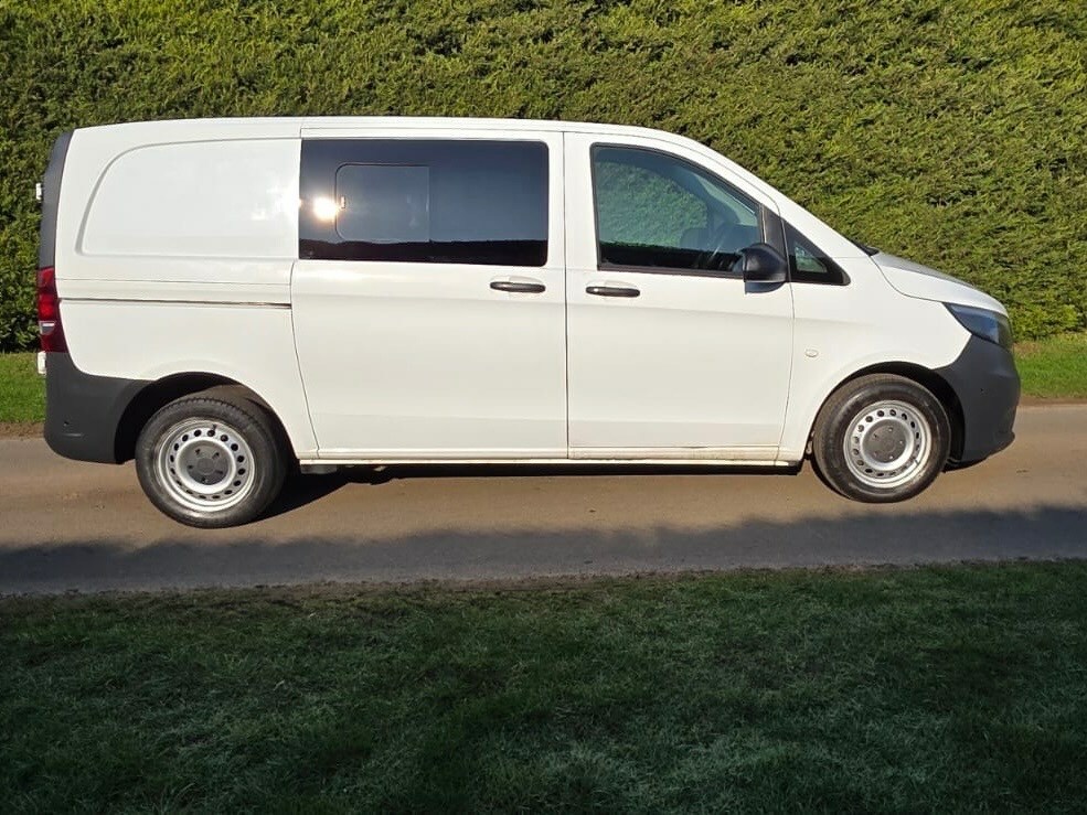 Mercedes-Benz Vito 114Cdi Pure Van White #4