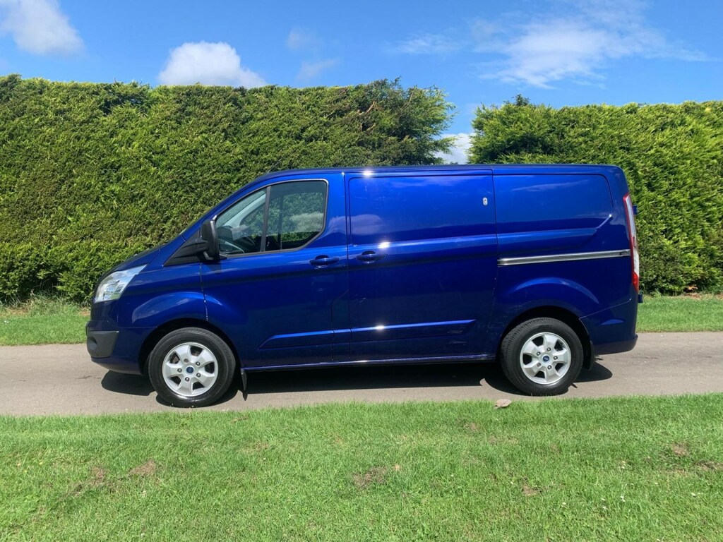 Ford Transit Custom 2.0 Tdci 130Ps Low Roof Limited Van WG67KVM Blue #4