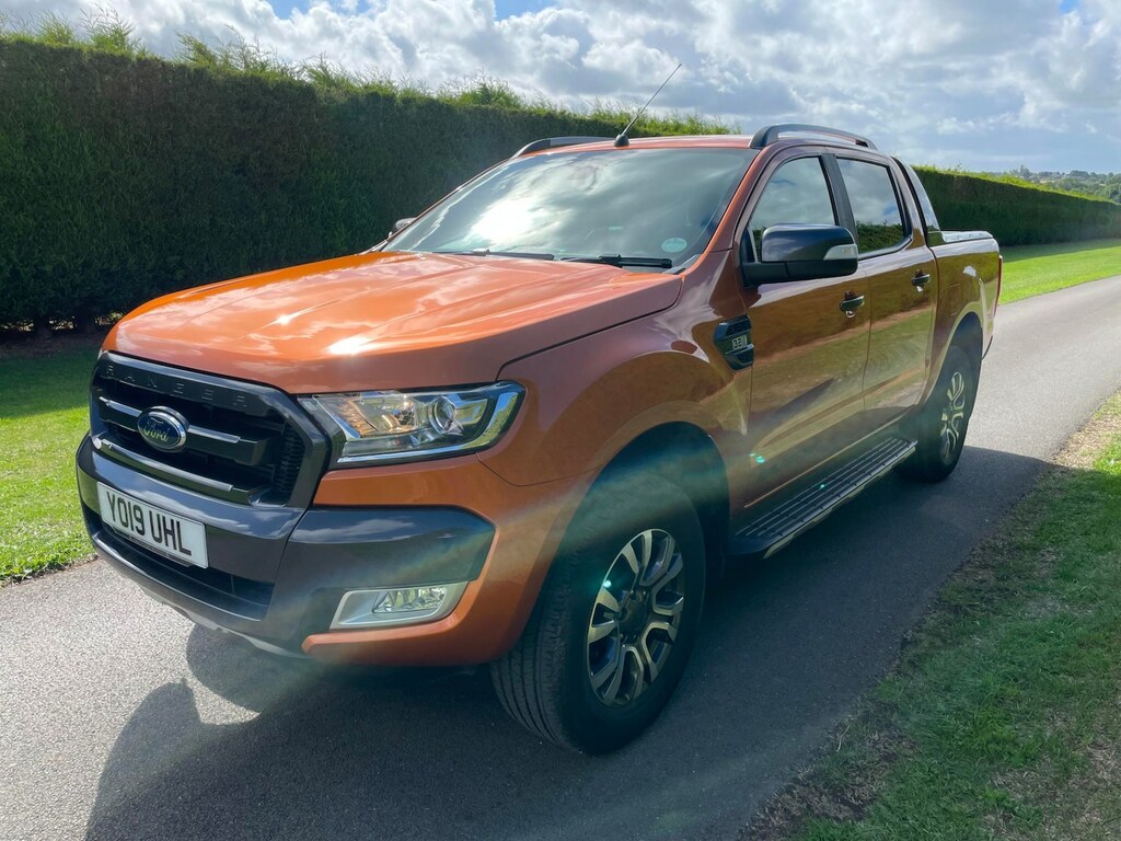 Ford Ranger Pick Up Double Cab Wildtrak 3.2 Tdci 200 YO19UHL Orange #3