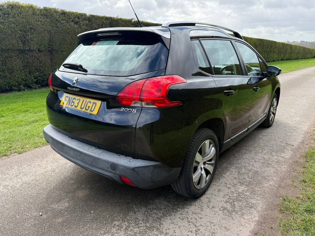 Peugeot 2008 1.2 Vti Active #6