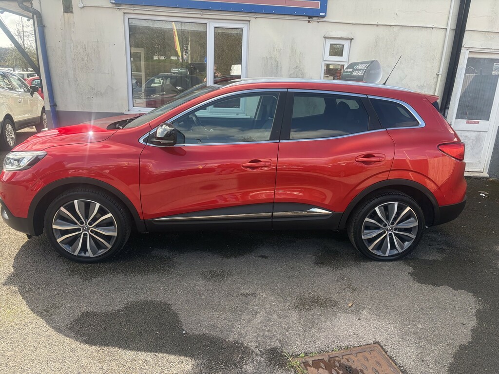 Renault Kadjar Suv 1.5 Signature Nav Dci 110 2016 SE16LXB Red #6