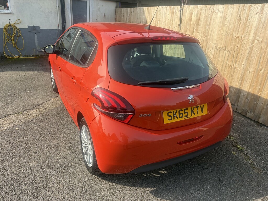 Peugeot 208 Hatchback 1.2 Puretech Active 2015 SK65KTV Orange #6