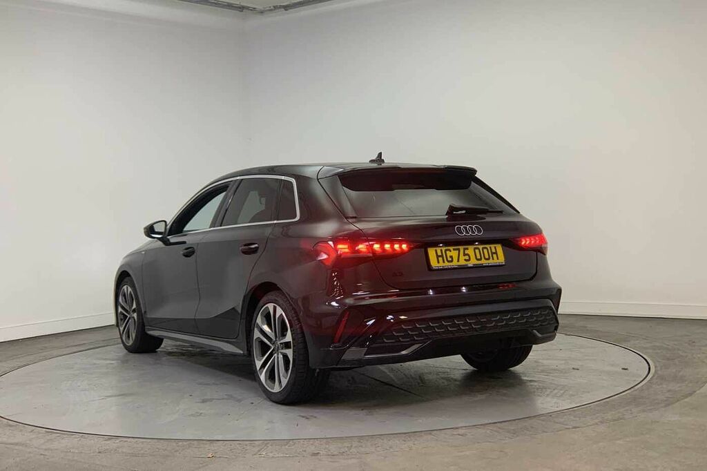 Audi A3 S Line 35 Tfsi 150 Ps 6-Speed - 2025 Black #3