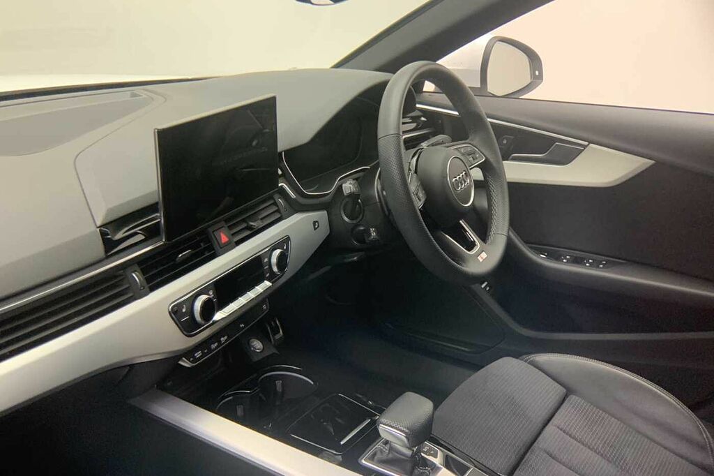 Audi A4 S Line 35 Tfsi 150 Ps S Tronic - 2024 HG24LYF White #2