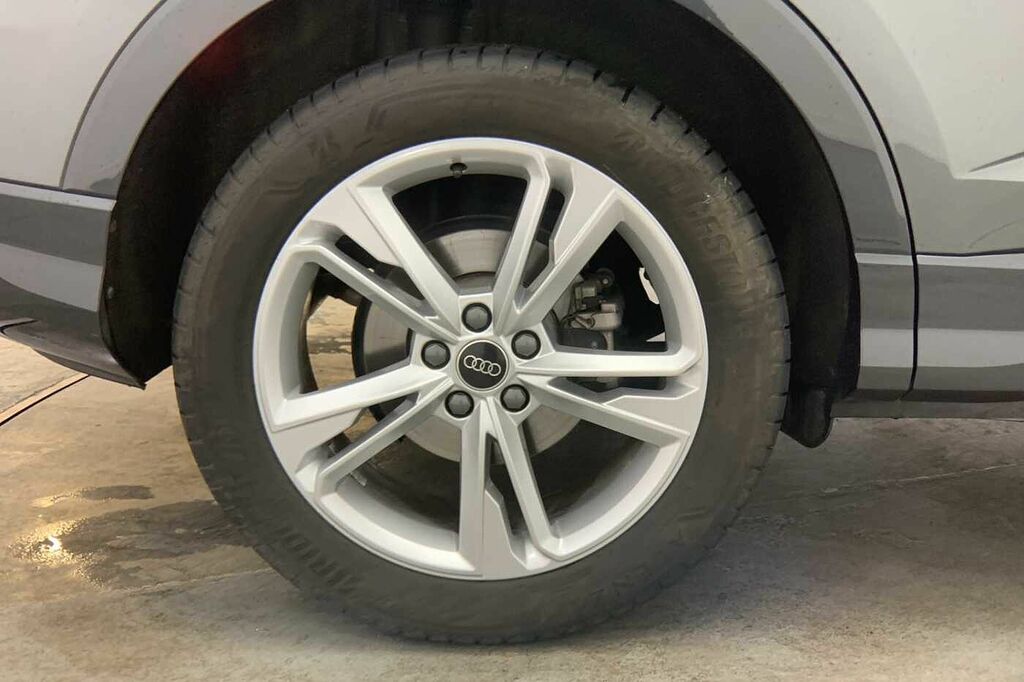 Audi Q3 S Line 35 Tfsi 150 Ps S Tronic - 2024 Grey #5