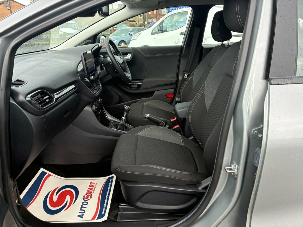Ford Puma 1L Titanium ST73HSN Silver #5