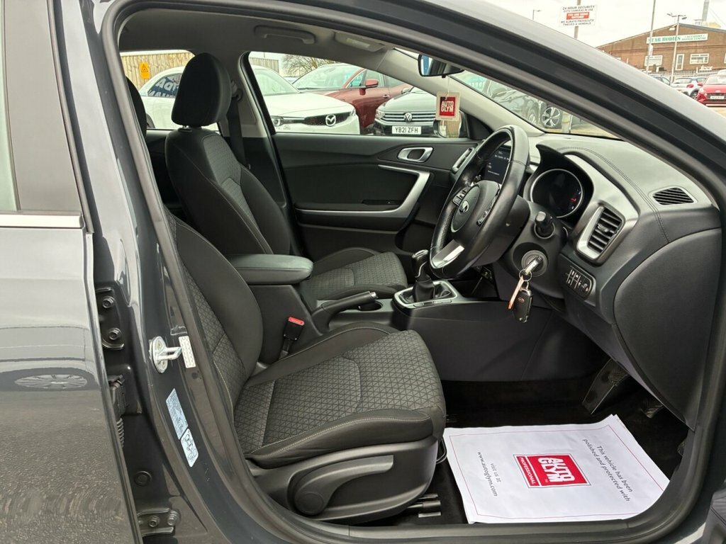 Kia Xceed 1L 2 Grey #4